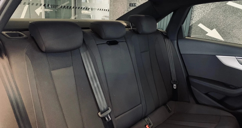 Audi A4 cena 144900 przebieg: 24657, rok produkcji 2020 z Pułtusk małe 379